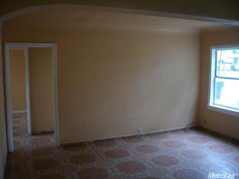 417 Oak, Modesto, CA 95351 photo 5