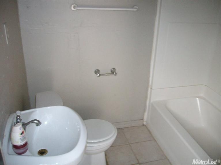 417 Oak, Modesto, CA 95351 photo 22