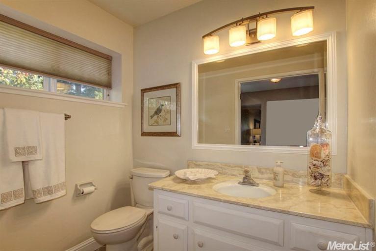 6404 Palm Dr, Carmichael, CA 95608 photo 13