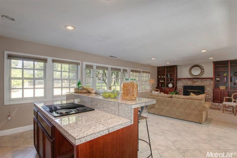 6404 Palm Dr, Carmichael, CA 95608 photo 18