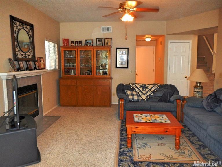 8513 Oakenshield Cir, Antelope, CA 95843 photo 11