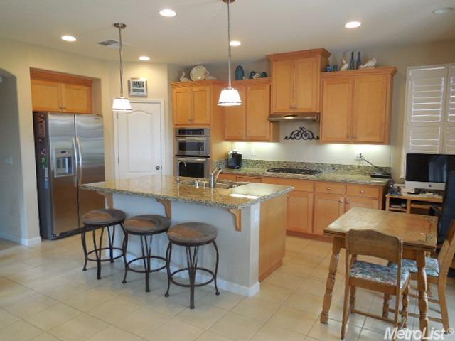 2716 Prosperity Way, Modesto, CA 95355 photo 2
