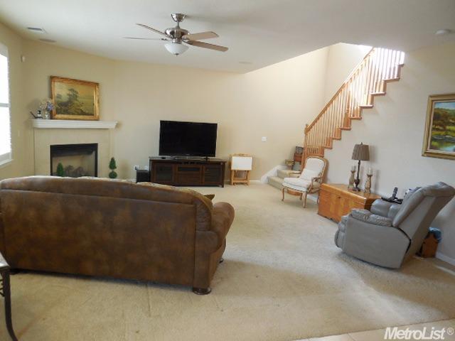 2716 Prosperity Way, Modesto, CA 95355 photo 6