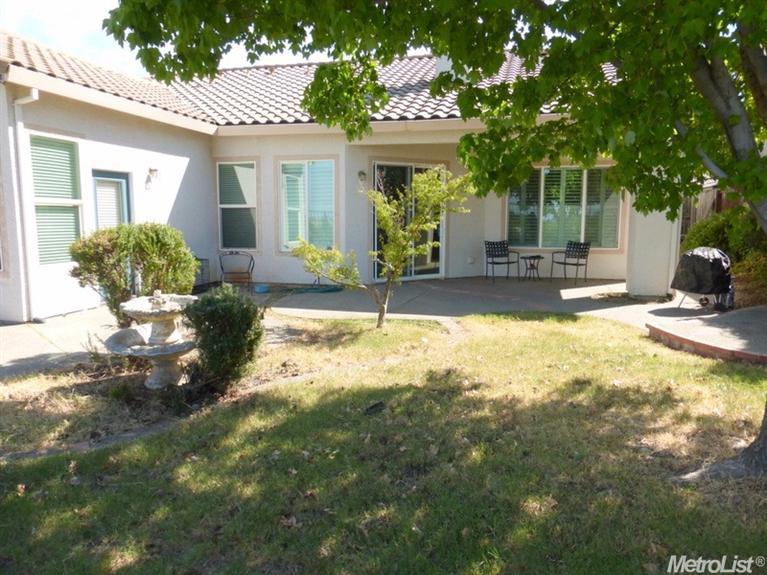2918 Cameron Dr, Rocklin, CA 95765 photo 4