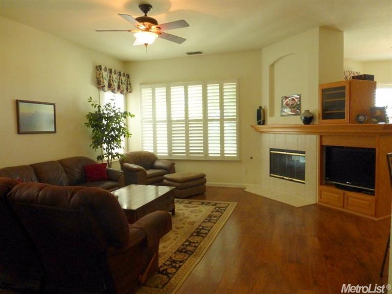 2918 Cameron Dr, Rocklin, CA 95765 photo 8