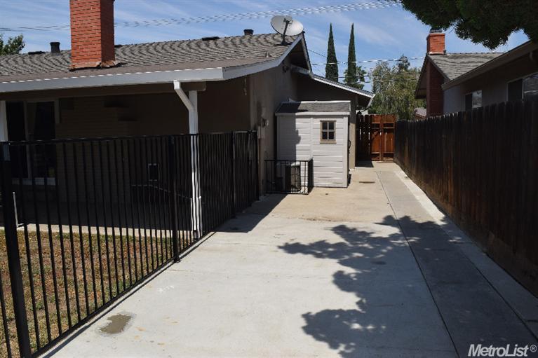 220 Pedras Rd, Turlock, CA 95382 photo 22
