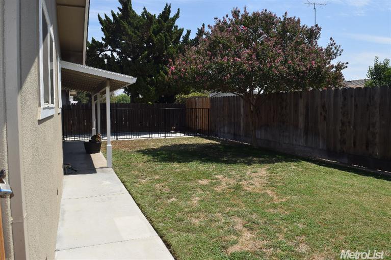 220 Pedras Rd, Turlock, CA 95382 photo 20