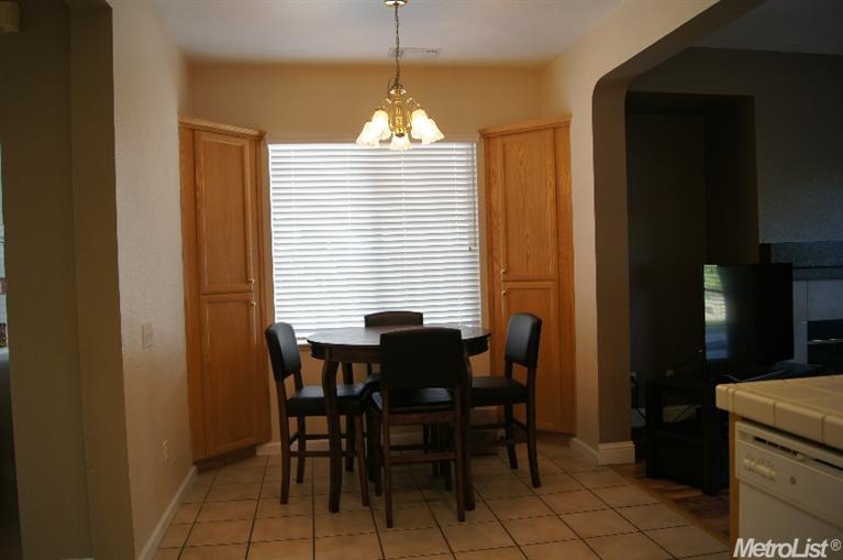 4094 Pathway Ln, Turlock, CA 95382 photo 3