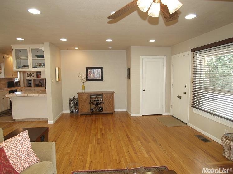 1426 Ardmore Ave, Modesto, CA 95350 photo 2