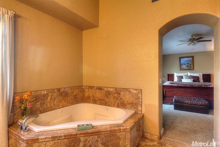 900 Menay Dr, Tracy, CA 95376 photo 22