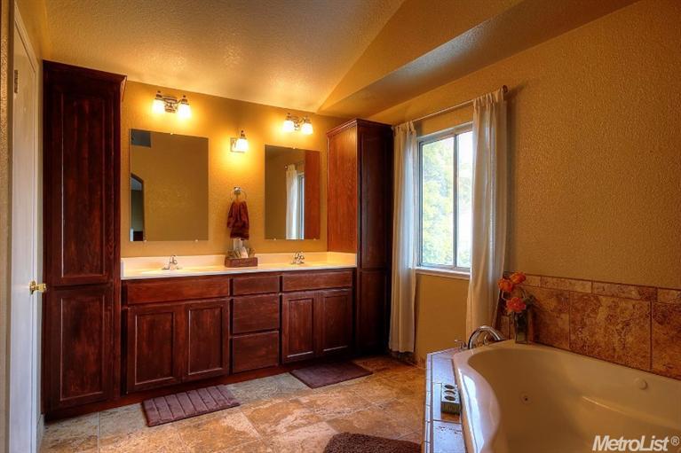 900 Menay Dr, Tracy, CA 95376 photo 20