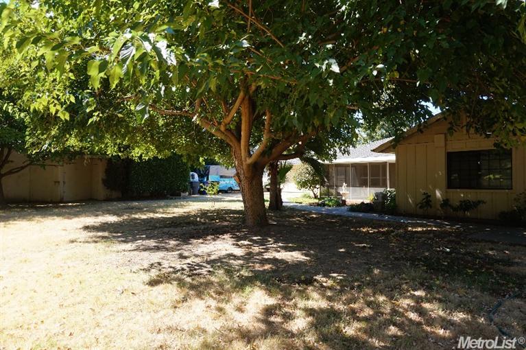 5514 Barbara Way, Carmichael, CA 95608 photo 1