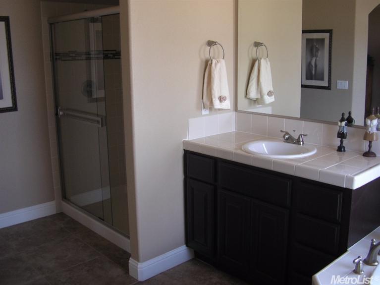 10043 Spring St, Galt, CA 95632 photo 9