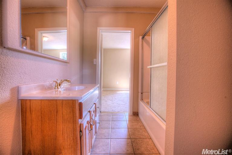 2119 4th St, Hughson, CA 95326 photo 19