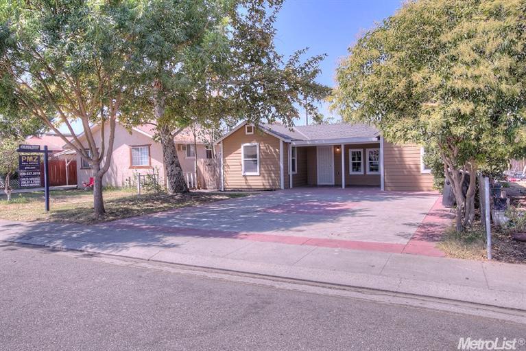 2119 4th St, Hughson, CA 95326 photo 2