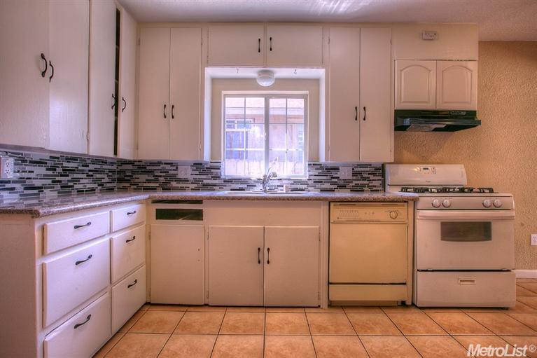 2119 4th St, Hughson, CA 95326 photo 5