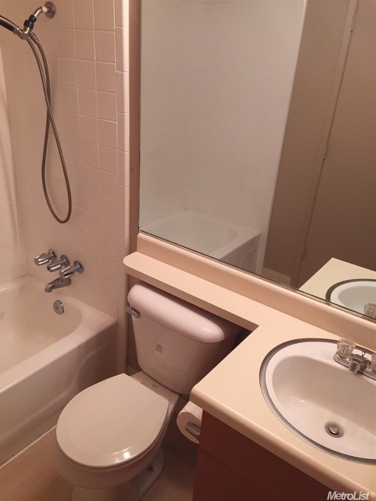 2301 Powell Dr #3, Modesto, CA 95350 photo 8