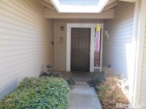 820 Grandview Cir, Turlock, CA 95382 photo 2