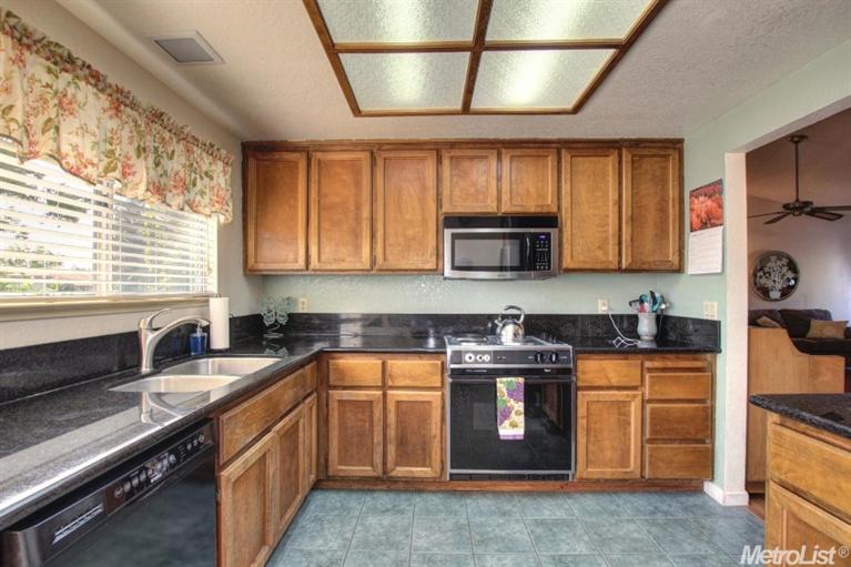 7834 Ranch River Dr, Elverta, CA 95626 photo 5