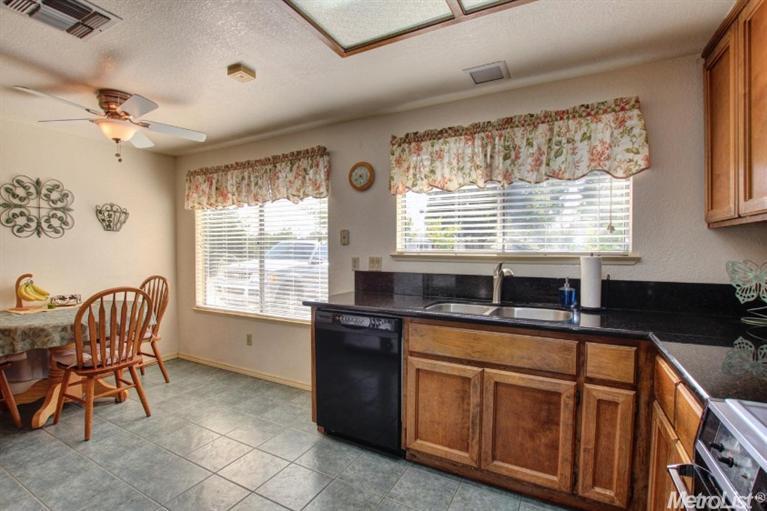 7834 Ranch River Dr, Elverta, CA 95626 photo 6