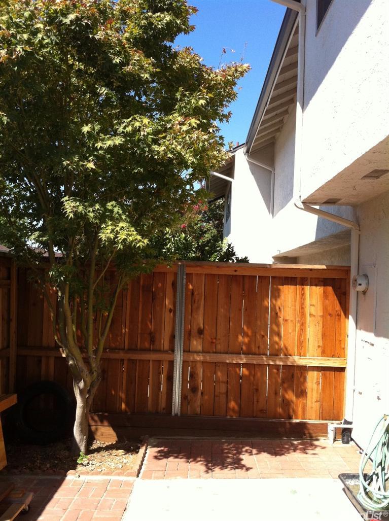 4004 Oak Villa Cir, Carmichael, CA 95608 photo 5
