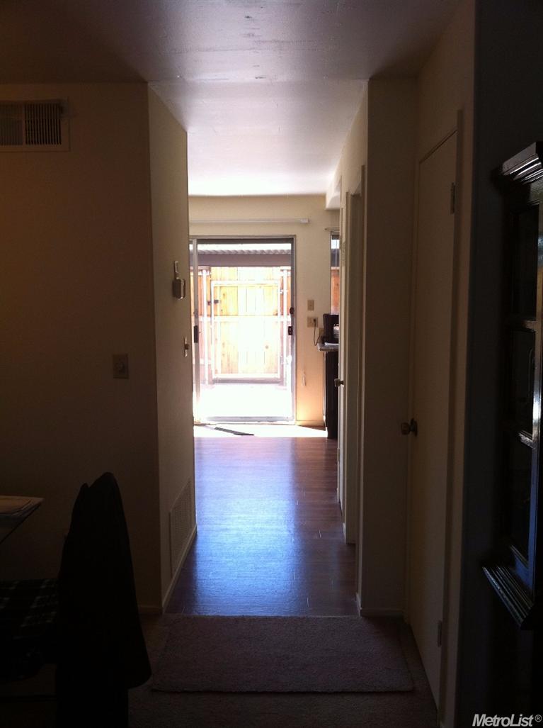 4004 Oak Villa Cir, Carmichael, CA 95608 photo 9