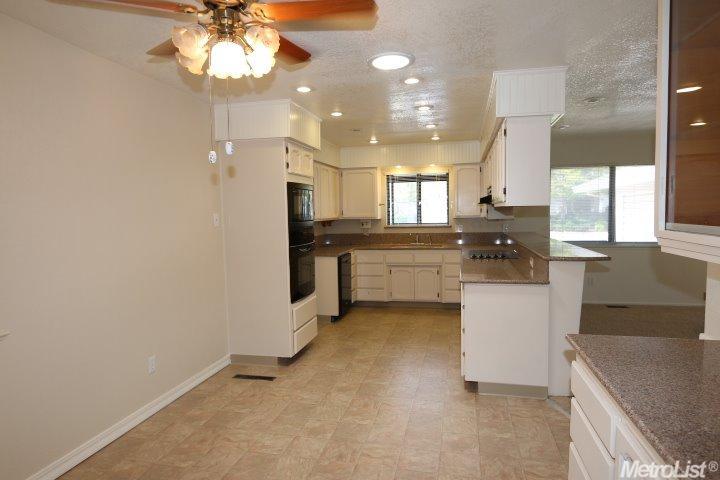 5340 Mustang Way, Carmichael, CA 95608 photo 2
