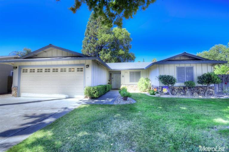 3713 Ghia Ct, Modesto, CA 95356 photo 2