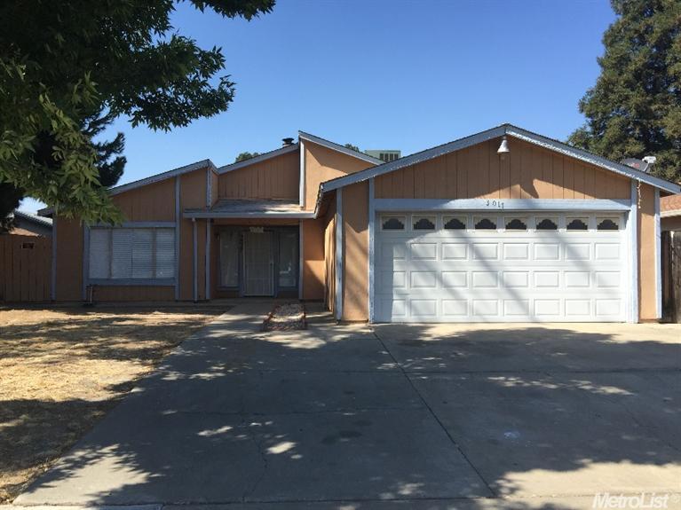 3017 Redbud Ct, Modesto, CA 95354 photo 1