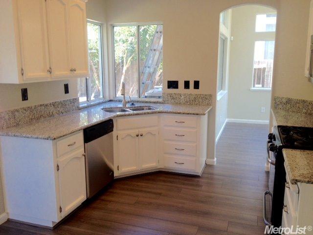 3617 Dothan, Modesto, CA 95357 photo 2