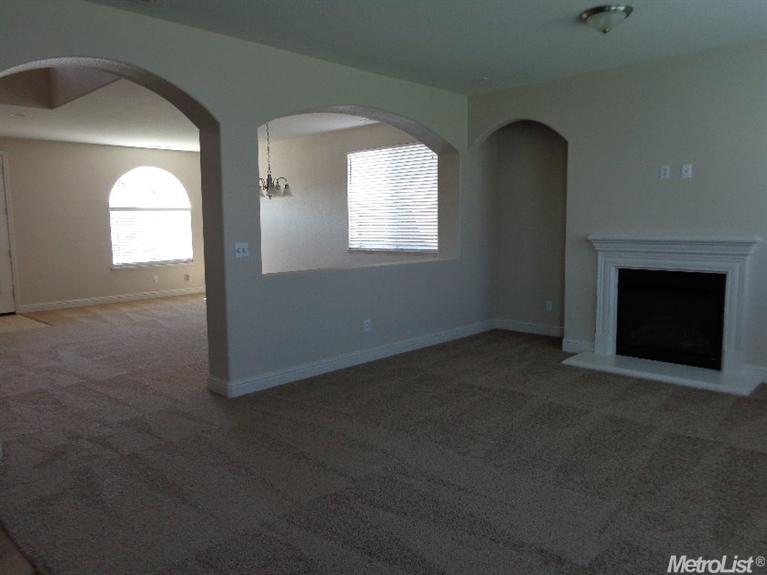 546 Sepp Ct, Ripon, CA 95366 photo 7