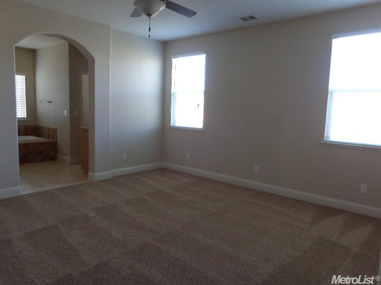 546 Sepp Ct, Ripon, CA 95366 photo 12