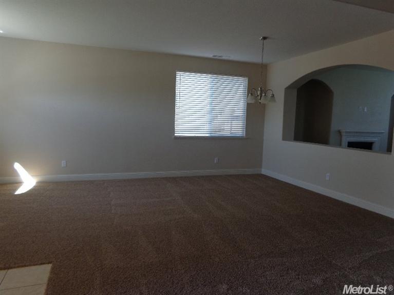 546 Sepp Ct, Ripon, CA 95366 photo 5