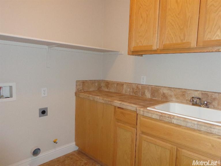 546 Sepp Ct, Ripon, CA 95366 photo 24