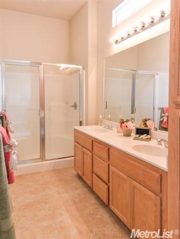 1662 Calhoun Ave, Ripon, CA 95366 photo 2