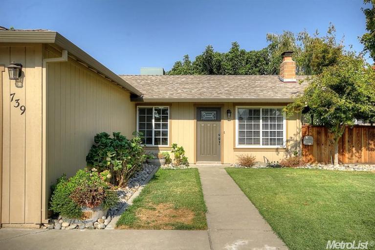 739 Stevens Ct, Ripon, CA 95366 photo 2
