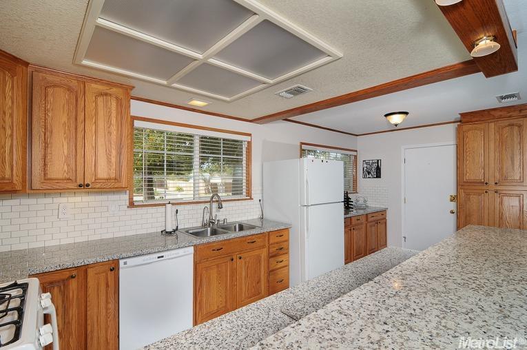 2011 Whisper Wind Ct, Elverta, CA 95626 photo 11