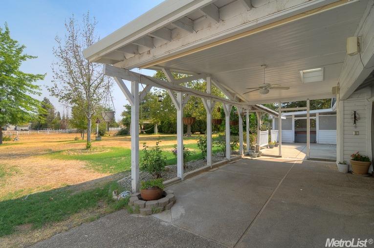 2011 Whisper Wind Ct, Elverta, CA 95626 photo 20