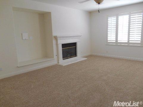1412 Blakely Ln, Modesto, CA 95356 photo 2
