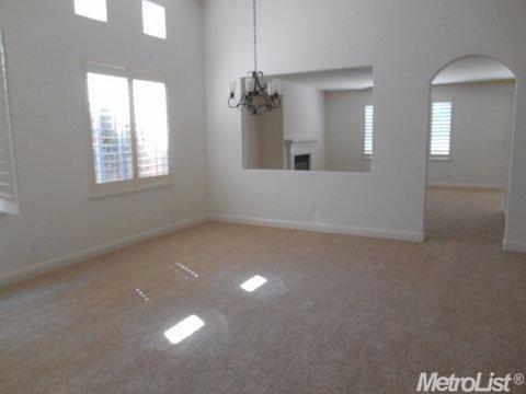 1412 Blakely Ln, Modesto, CA 95356 photo 1