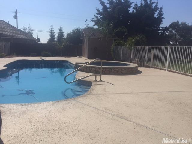 2948 Sohan Dr, Merced, CA 95348 photo 4