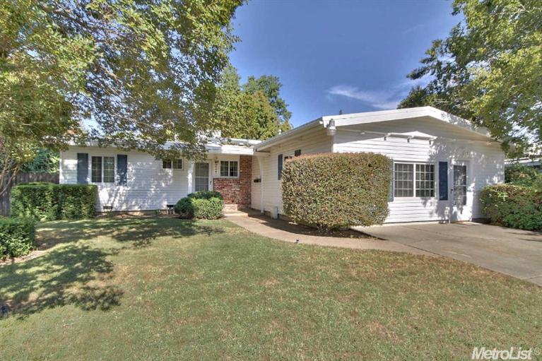 3737 Wingate Dr, Carmichael, CA 95608 photo 1