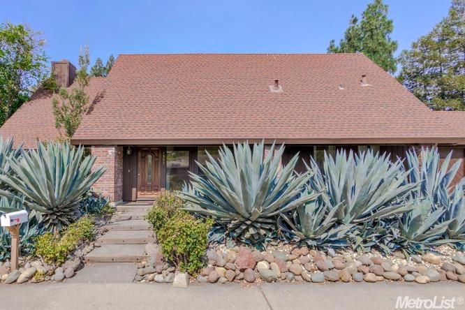 1303 Secret Bay St, Davis, CA 95616 photo 2