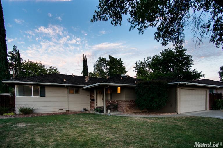 1732 Brier Way, Carmichael, CA 95608 photo 12