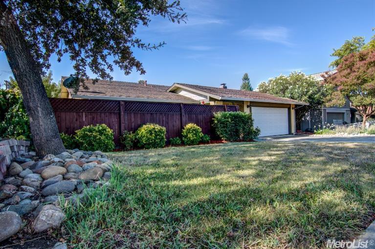 8476 Cortadera Dr, Orangevale, CA 95662 photo 1