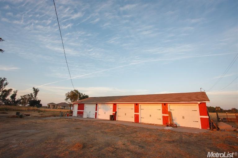 2654 Dewitt Rd, Modesto, CA 95357 photo 11