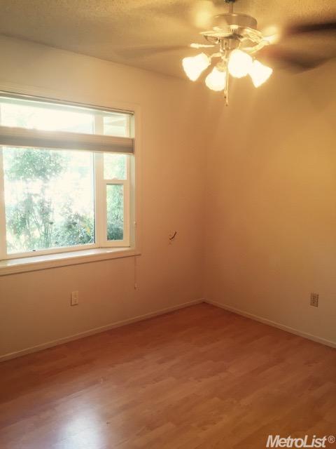 1516 Raquel Ln, Modesto, CA 95355 photo 12