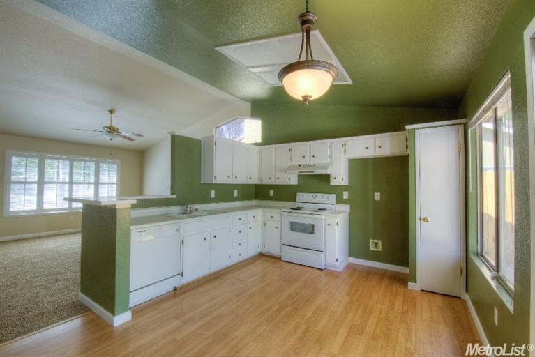 709 Waddell Way, Modesto, CA 95357 photo 4