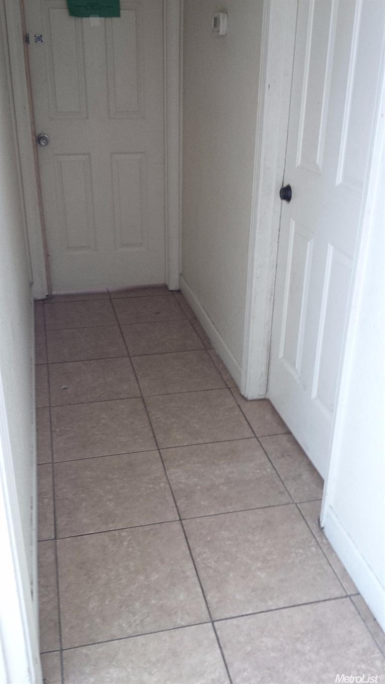 1120 Pine Tree Ln, Modesto, CA 95351 photo 6