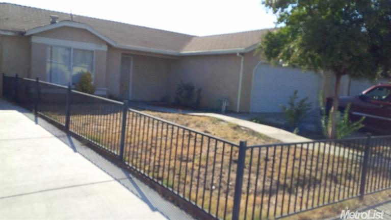 1120 Pine Tree Ln, Modesto, CA 95351 photo 2